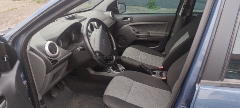 FIESTA 1.6 MPI CLASS HATCH 8V FLEX 4P MANUAL - 2011 - CAXIAS DO SUL