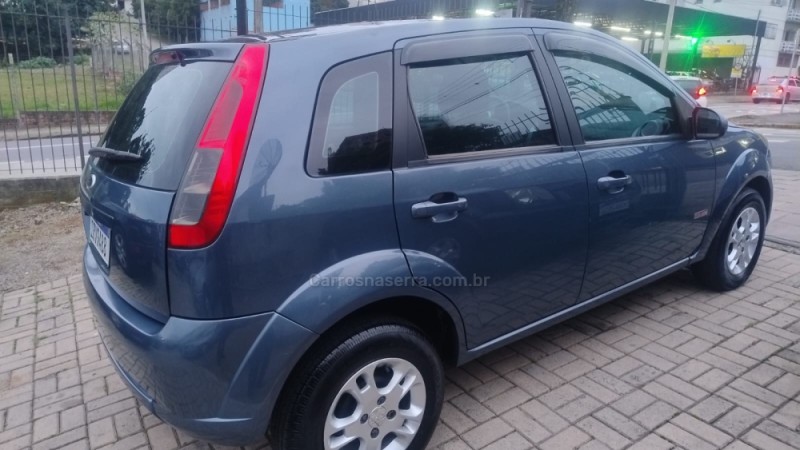 FIESTA 1.6 MPI CLASS HATCH 8V FLEX 4P MANUAL - 2011 - CAXIAS DO SUL