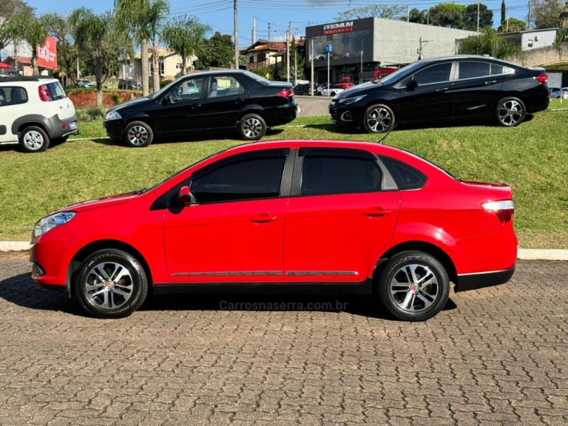 SIENA 1.0 MPI ATTRACTIVE 8V FLEX 4P MANUAL - 2018 - NOVA PETRóPOLIS