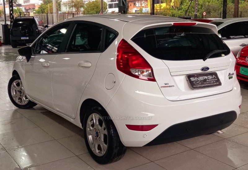 FIESTA 1.6 SE HATCH 16V FLEX 4P AUTOMÁTICO - 2016 - CAXIAS DO SUL