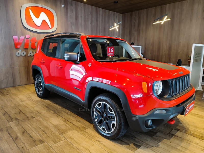 RENEGADE 2.0 16V TURBO DIESEL TRAILHAWK 4P 4X4 AUTOMÁTICO - 2016 - ERECHIM