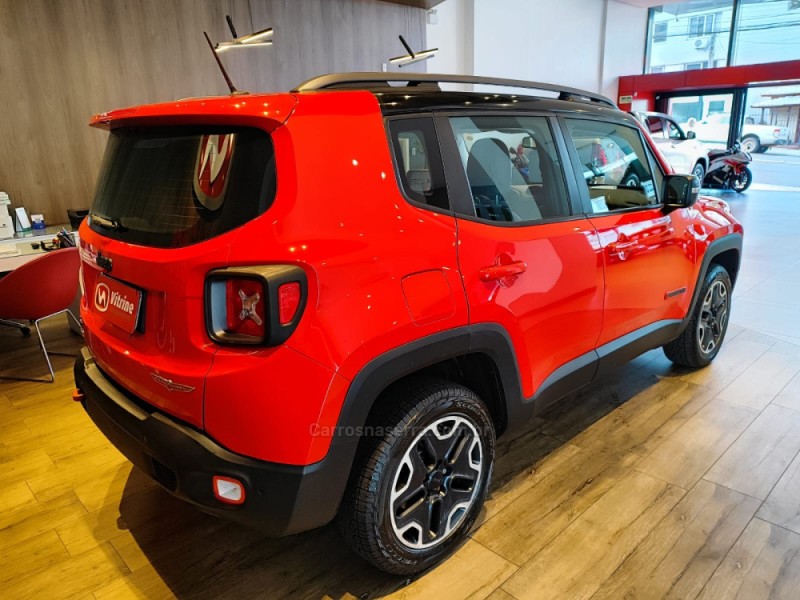 RENEGADE 2.0 16V TURBO DIESEL TRAILHAWK 4P 4X4 AUTOMÁTICO - 2016 - ERECHIM