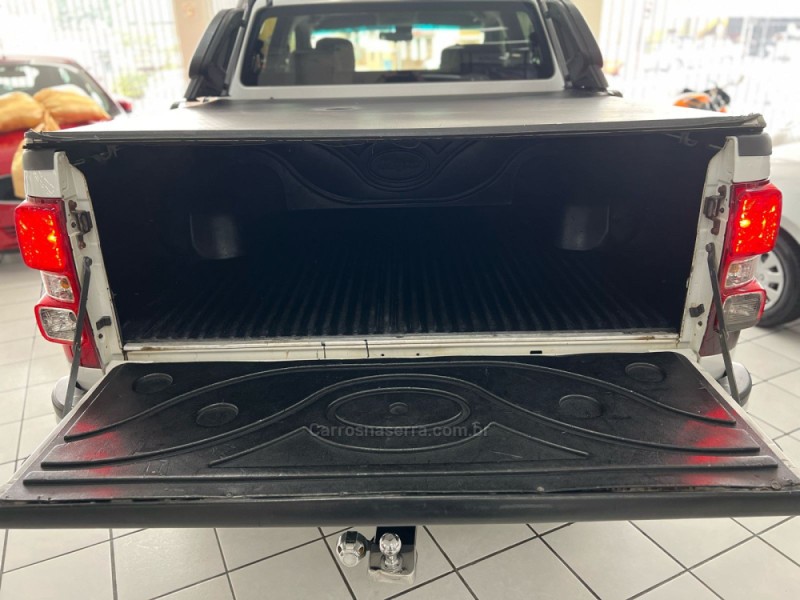 S10 2.4 LS 4X2 CD 8V FLEX 4P MANUAL - 2013 - CAXIAS DO SUL