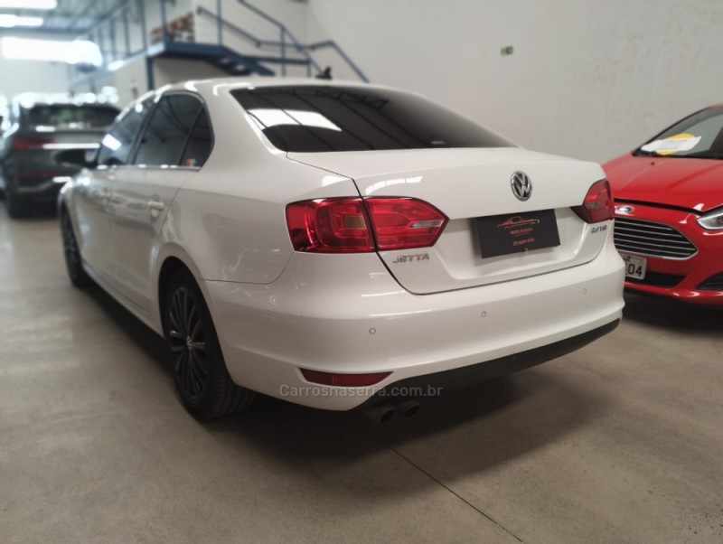 JETTA 2.0 TSI HIGHLINE 211CV GASOLINA 4P TIPTRONIC - 2014 - PORTO ALEGRE