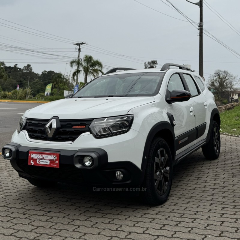 DUSTER 1.3 TCE ICONIC PLUS FLEX 4P AUTOMÁTICA - 2025 - CAXIAS DO SUL