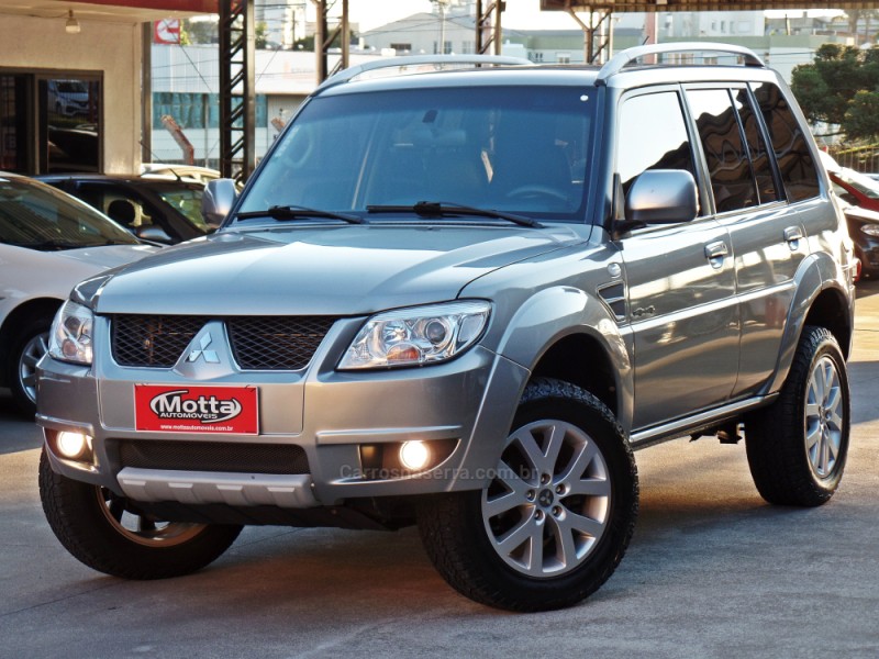 PAJERO TR4 2.0 4X4 16V 140CV FLEX 4P AUTOMÁTICO