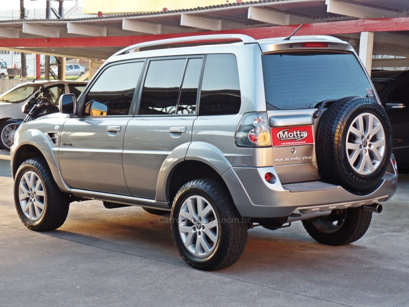 PAJERO TR4 2.0 4X4 16V 140CV FLEX 4P AUTOMÁTICO - 2012 - CAXIAS DO SUL