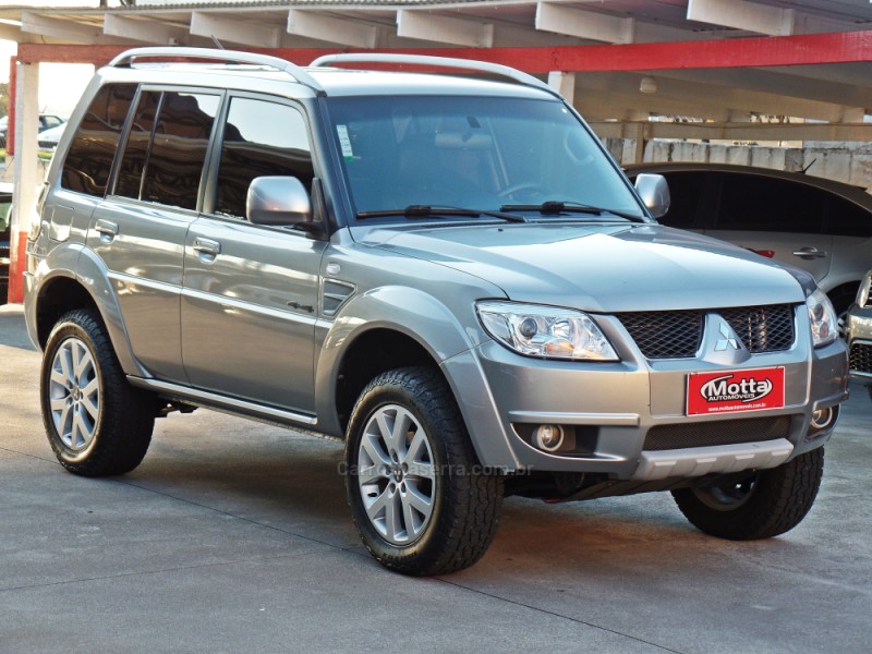 PAJERO TR4 2.0 4X4 16V 140CV FLEX 4P AUTOMÁTICO - 2012 - CAXIAS DO SUL