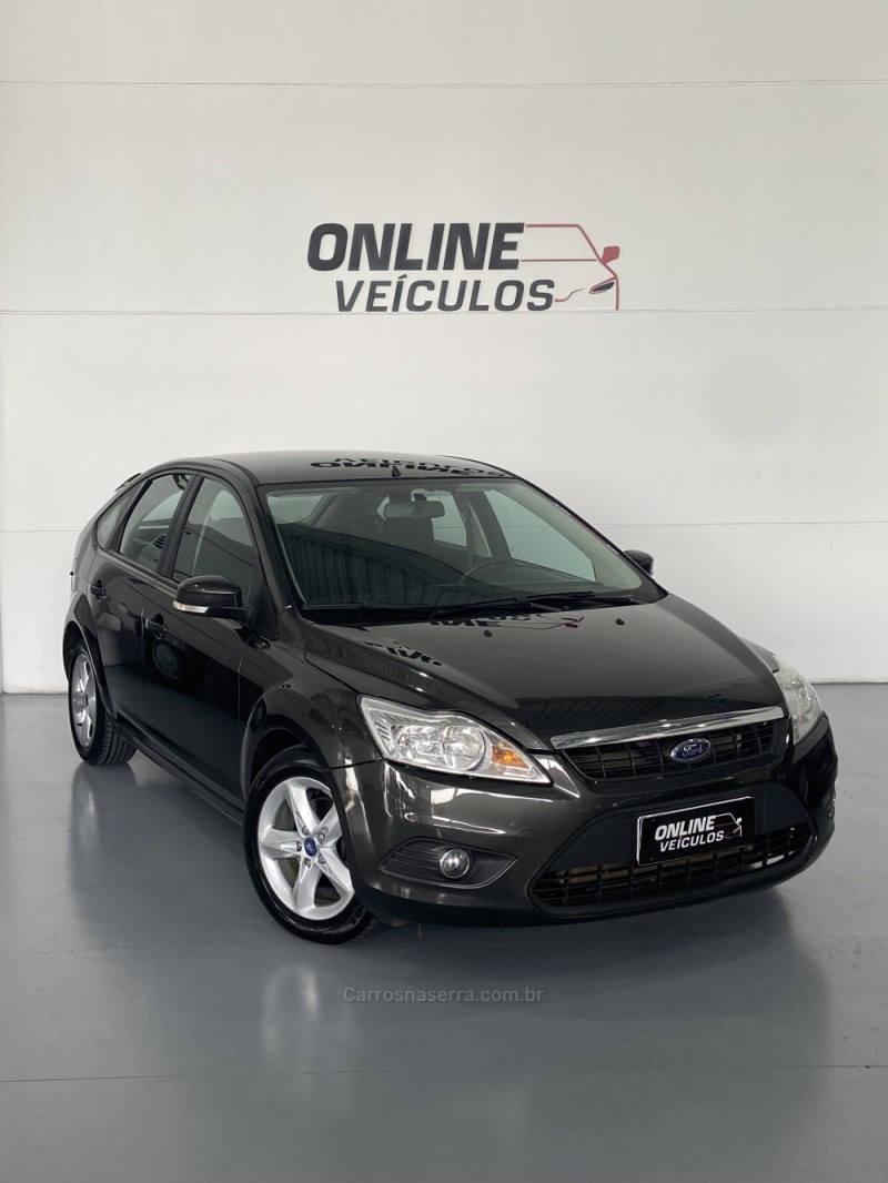 FOCUS 1.6 GLX 16V FLEX 4P MANUAL - 2013 - FARROUPILHA