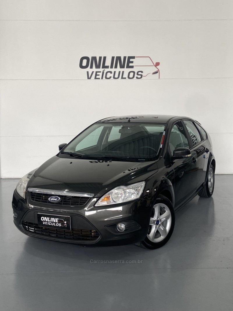 FOCUS 1.6 GLX 16V FLEX 4P MANUAL - 2013 - FARROUPILHA