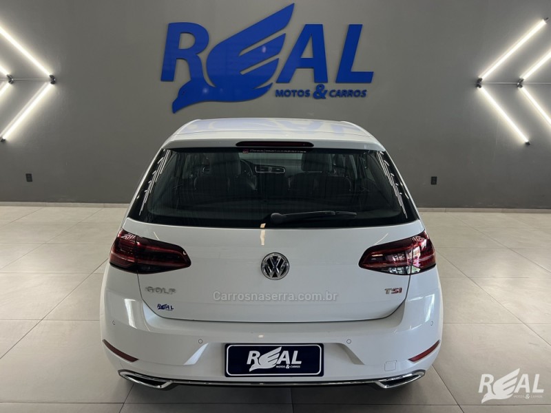 GOLF 1.4 TSI HIGHLINE 16V TOTAL FLEX 4P TIPTRONIC - 2018 - SAPIRANGA