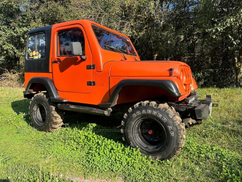 JEEP  - 1968 - CAXIAS DO SUL