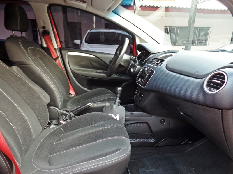 PUNTO 1.8 SPORTING 16V FLEX 4P MANUAL - 2013 - CAXIAS DO SUL