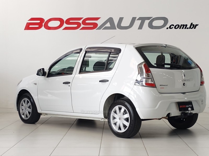 SANDERO 1.0 EXPRESSION 16V FLEX 4P MANUAL - 2014 - CAXIAS DO SUL