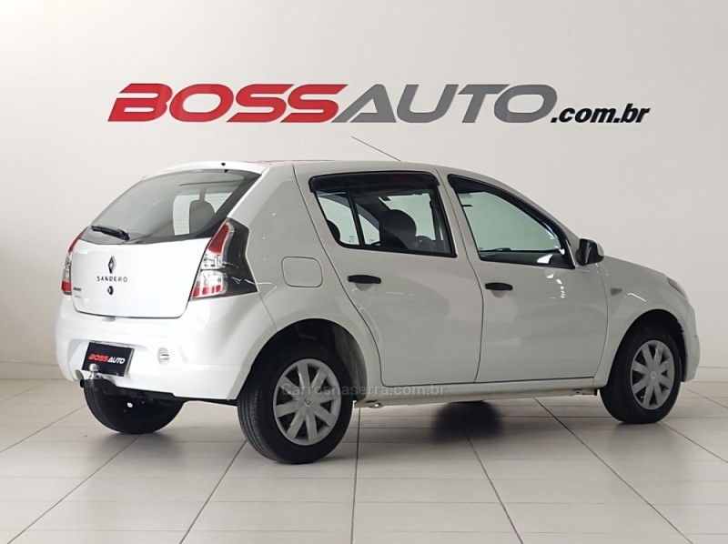 SANDERO 1.0 EXPRESSION 16V FLEX 4P MANUAL - 2014 - CAXIAS DO SUL