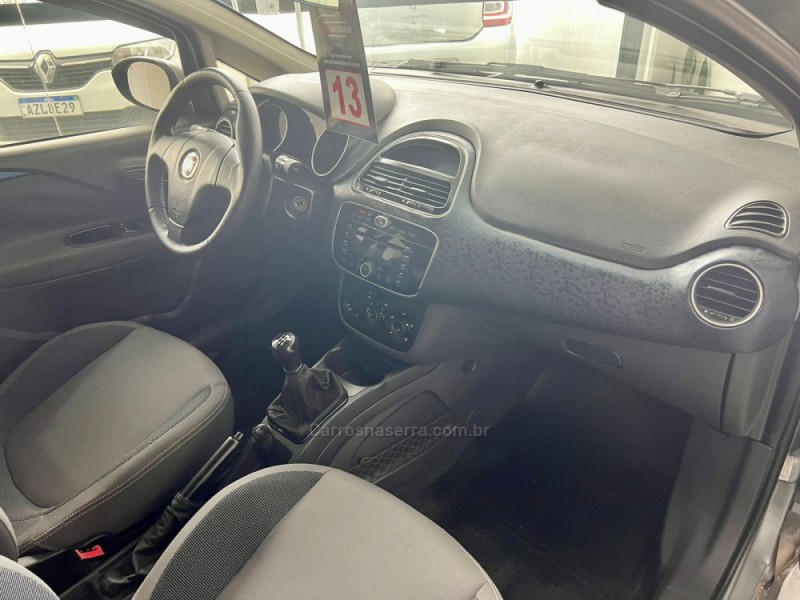 PUNTO 1.4 ATTRACTIVE ITALIA 8V FLEX 4P MANUAL - 2013 - CAXIAS DO SUL