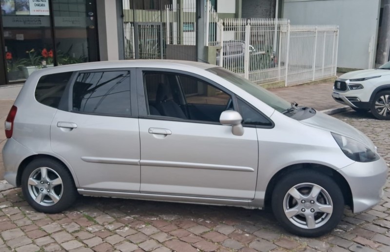 FIT 1.4 LX 8V GASOLINA 4P AUTOMÁTICO - 2007 - FLORES DA CUNHA