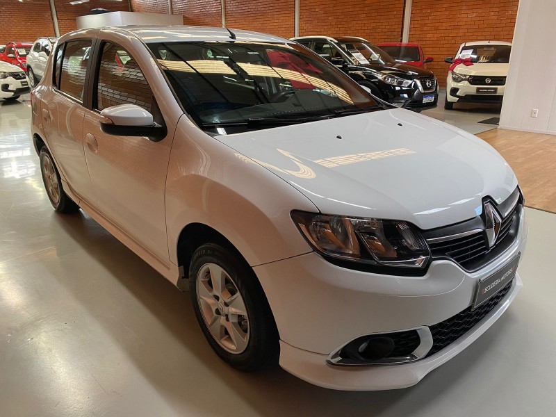 SANDERO 1.6 DYNAMIQUE 8V FLEX 4P MANUAL - 2015 - BENTO GONçALVES