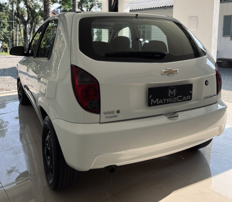 CELTA 1.0 MPFI LT 8V FLEX 4P MANUAL - 2014 - CANELA