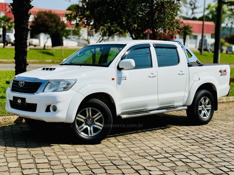 HILUX 3.0 STD 4X4 CD 16V TURBO INTERCOOLER DIESEL 4P MANUAL - 2013 - CASCA