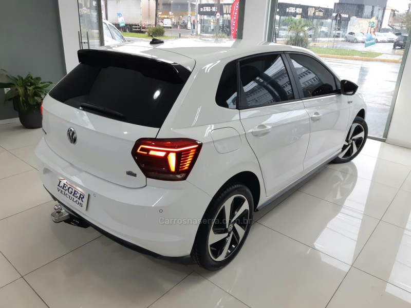 POLO 1.4 GTS 16V TURBO FLEX 4P AUTOMÁTICO - 2021 - SãO LEOPOLDO