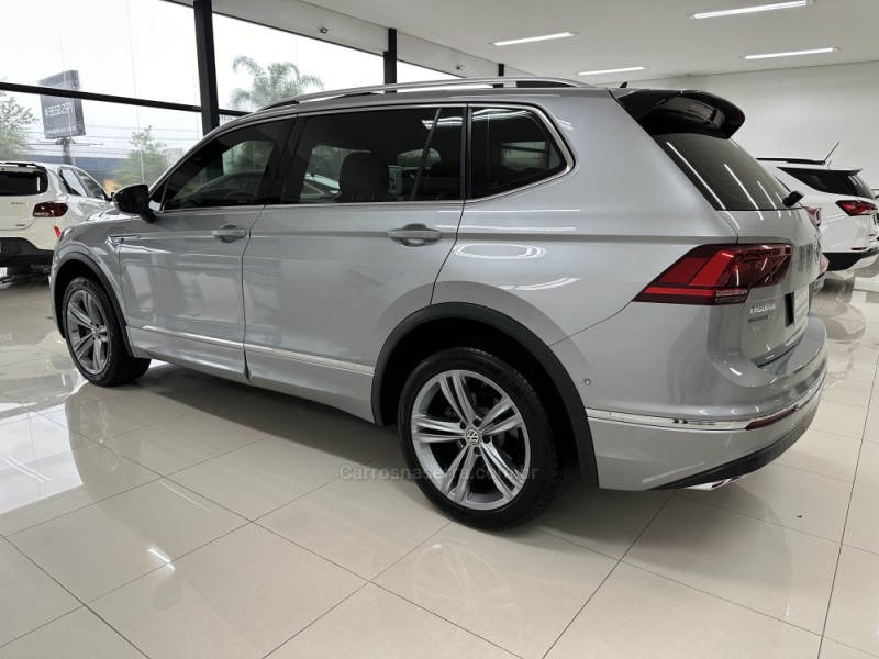 TIGUAN 2.0 TSI R-LINE 16V TURBO GASOLINA 4P TIPTRONIC - 2020 - CHARQUEADAS