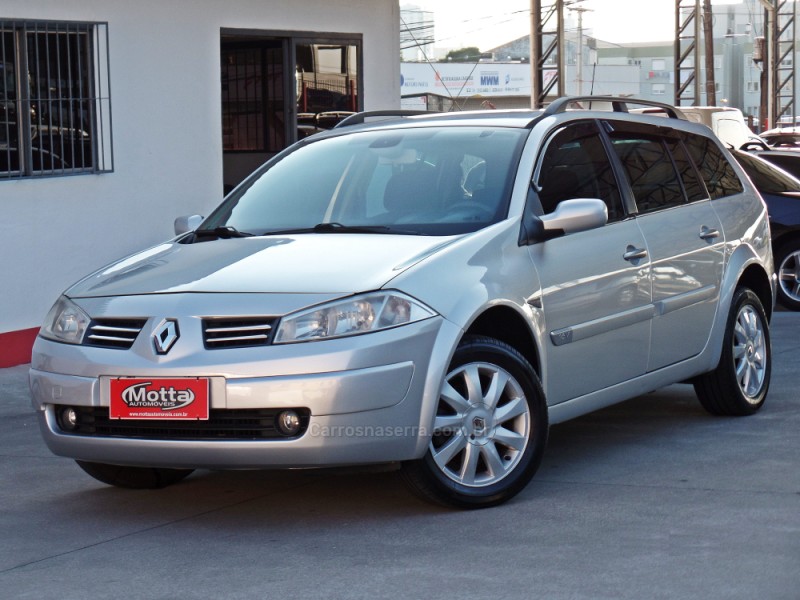 MÉGANE 1.6 EXPRESSION GRAND TOUR 16V FLEX 4P MANUAL - 2011 - CAXIAS DO SUL