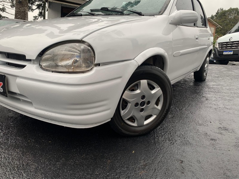 CORSA 1.6 MPFI GL SEDAN 8V GASOLINA 4P MANUAL - 1998 - CAXIAS DO SUL