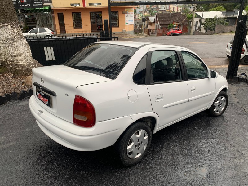 CORSA 1.6 MPFI GL SEDAN 8V GASOLINA 4P MANUAL - 1998 - CAXIAS DO SUL