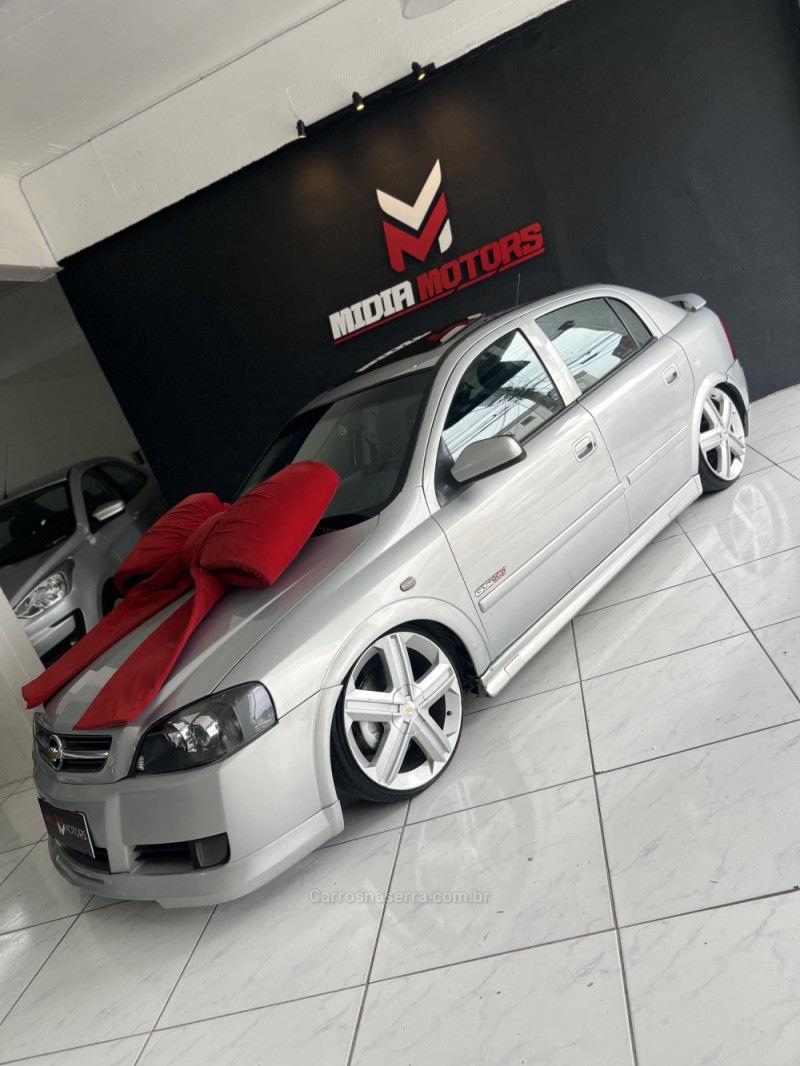 ASTRA 2.0 SFI GSI 16V GASOLINA 4P MANUAL