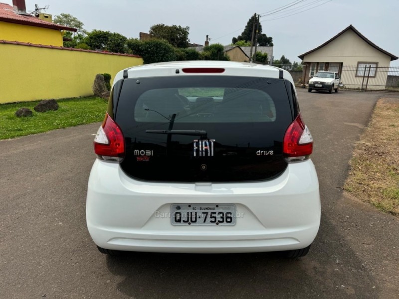 MOBI 1.0 8V EVO FLEX LIKE. MANUAL - 2020 - VACARIA