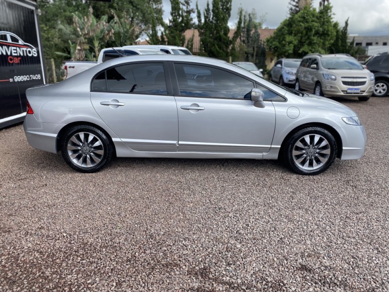 CIVIC 1.8 LXL 16V FLEX 4P AUTOMÁTICO - 2011 - LAJEADO