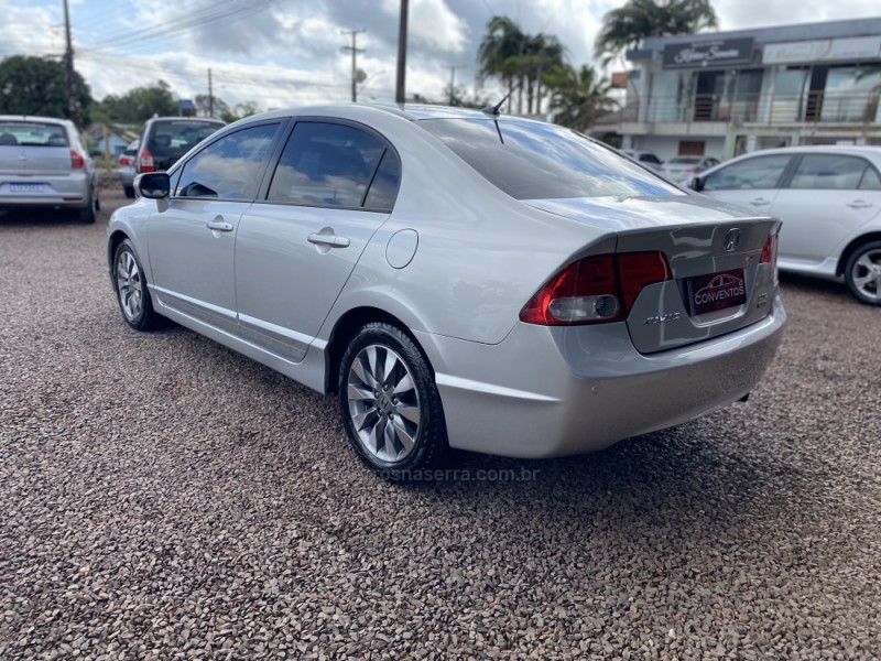 CIVIC 1.8 LXL 16V FLEX 4P AUTOMÁTICO - 2011 - LAJEADO