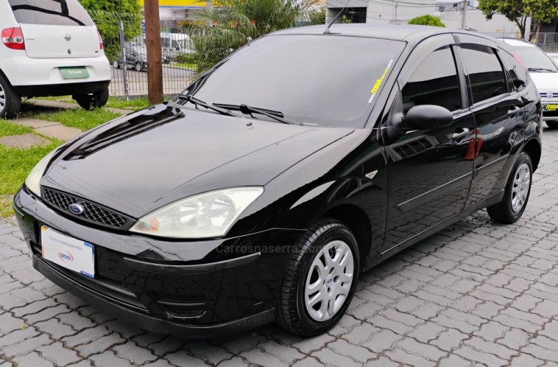 FOCUS 1.6 GL 8V GASOLINA 4P MANUAL - 2007 - CAXIAS DO SUL