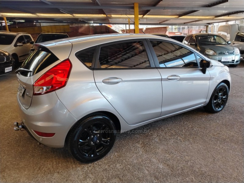 FIESTA 1.6 SEL HATCH 16V FLEX 4P MANUAL - 2017 - CAXIAS DO SUL