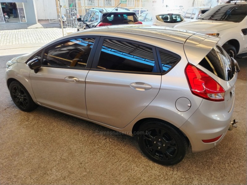 FIESTA 1.6 SEL HATCH 16V FLEX 4P MANUAL - 2017 - CAXIAS DO SUL