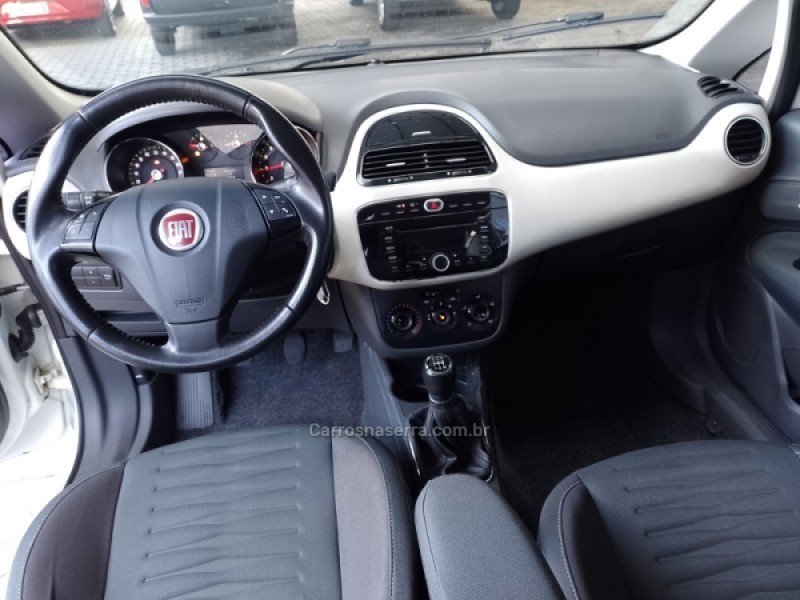 PUNTO 1.6 ESSENCE 16V FLEX 4P MANUAL - 2015 - CAXIAS DO SUL