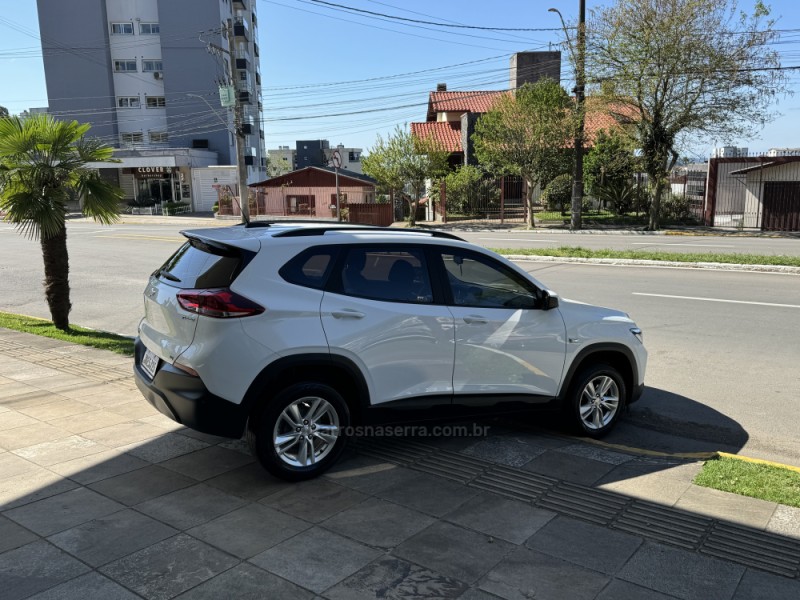 TRACKER 1.0 12V LT TURBO FLEX 4P AUTOMÁTICO - 2022 - FARROUPILHA