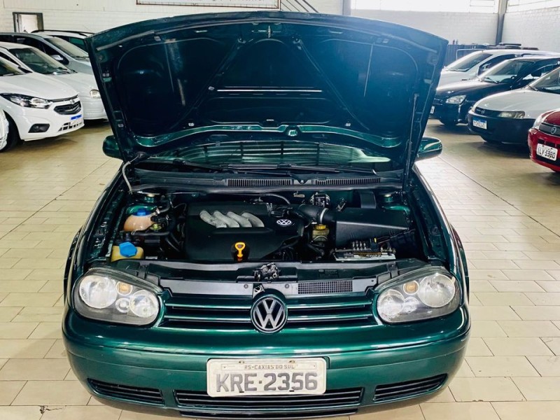 GOLF 2.0 MI 8V GASOLINA 4P MANUAL - 2000 - CAXIAS DO SUL