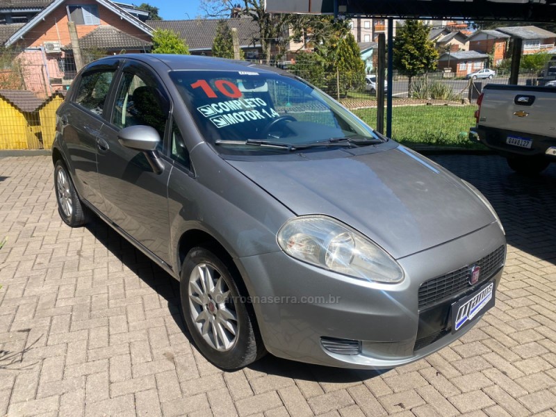 PUNTO 1.4 8V FLEX 4P MANUAL - 2010 - CANELA