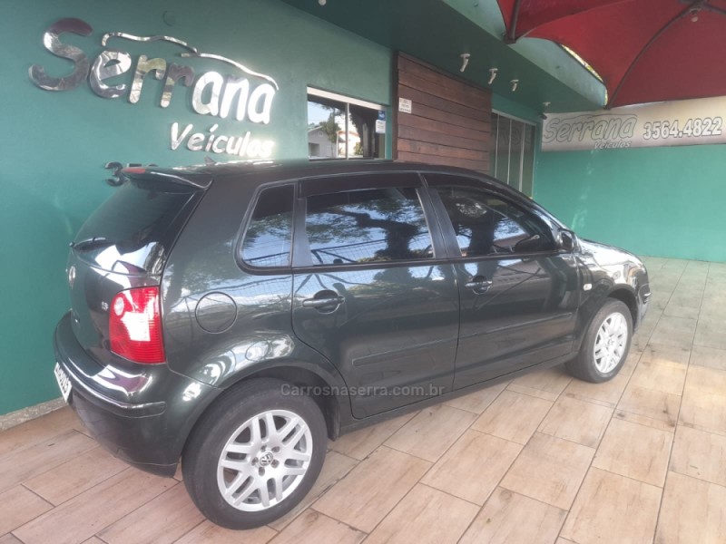 POLO 1.6 MI 8V GASOLINA 4P MANUAL - 2005 - DOIS IRMãOS