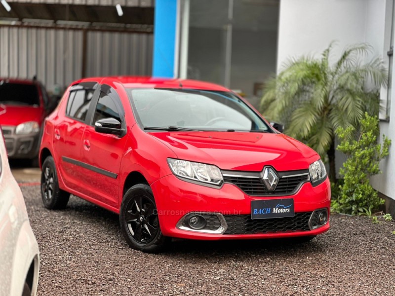 SANDERO 1.6 DYNAMIQUE 8V FLEX 4P MANUAL - 2015 - ROLANTE