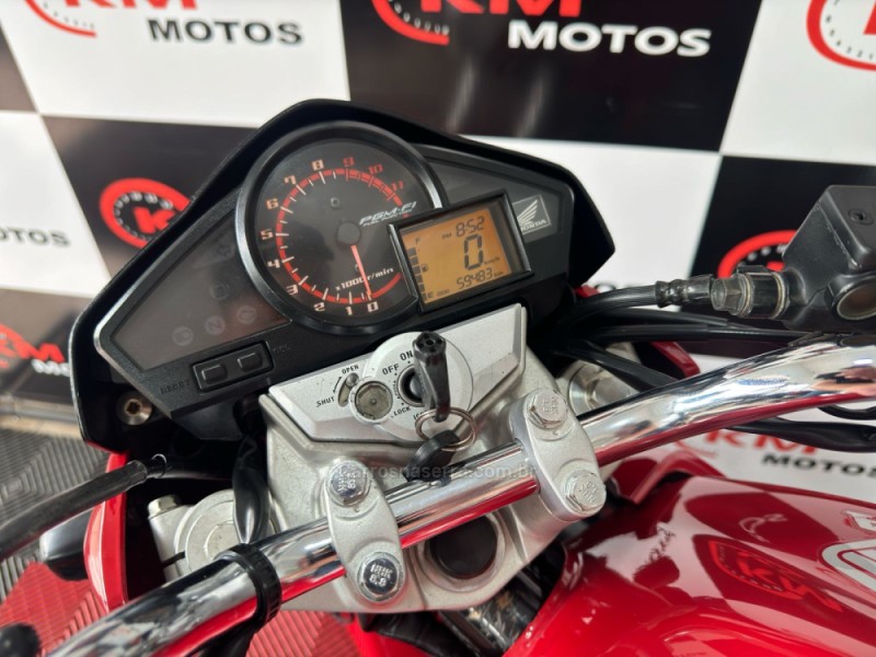 CB 300R  - 2014 - PORTãO