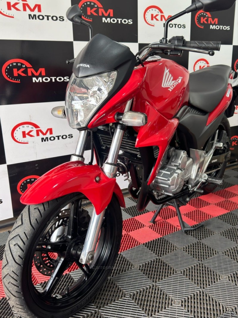 CB 300R  - 2014 - PORTãO