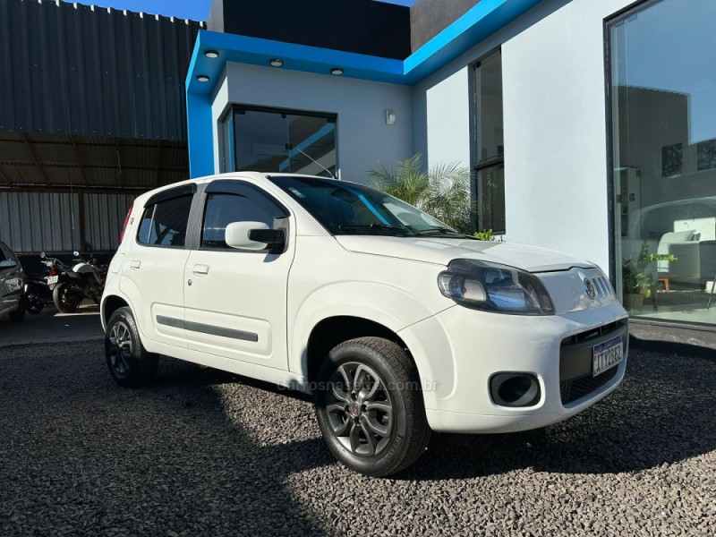 UNO 1.0 VIVACE 8V FLEX 4P MANUAL - 2013 - ROLANTE