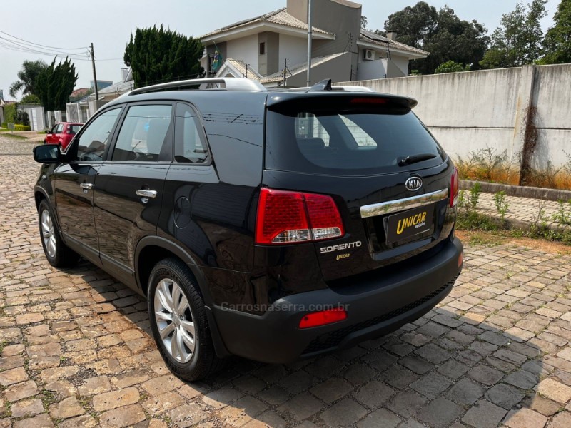 SORENTO 2.4 EX 4X2 16V GASOLINA 4P AUTOMÁTICO - 2013 - PASSO FUNDO