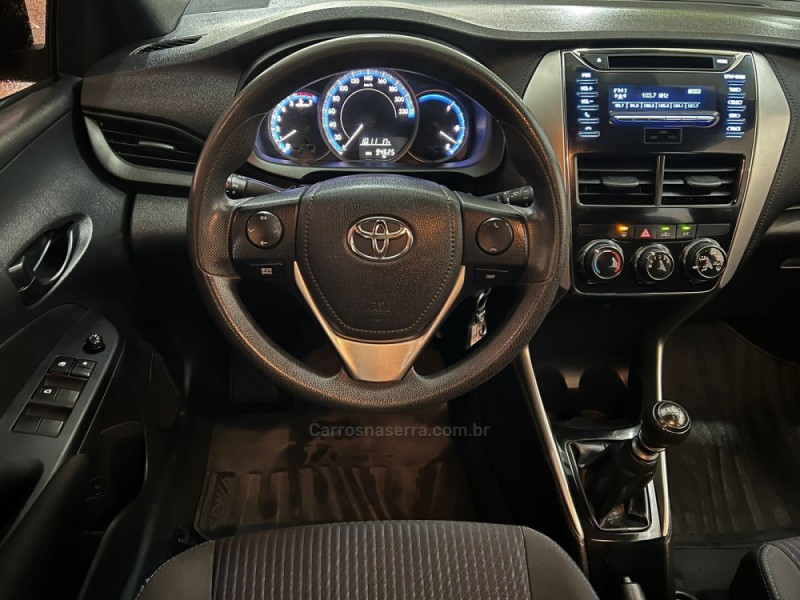 YARIS 1.3 XL LIVE 16V FLEX 4P MANUAL - 2020 - LAJEADO