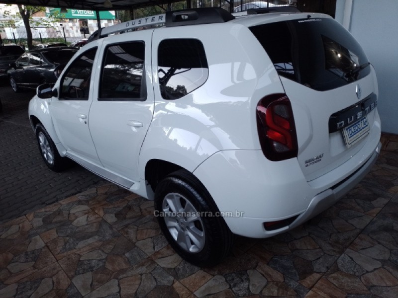 DUSTER 1.6 DYNAMIQUE 4X2 16V FLEX 4P MANUAL - 2016 - CAXIAS DO SUL