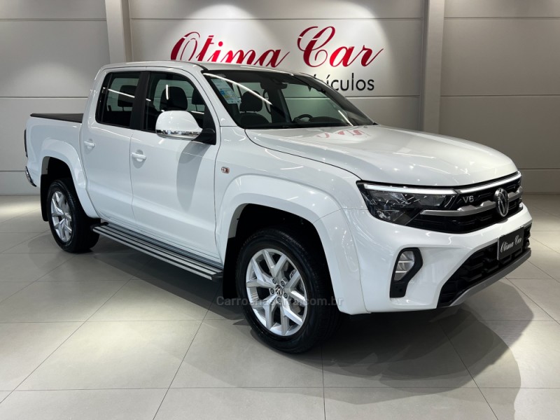 AMAROK 3.0 V6 TDI HIGHLINE CD DIESEL 4MOTION AUTOMÁTICO - 2025 - FLORES DA CUNHA