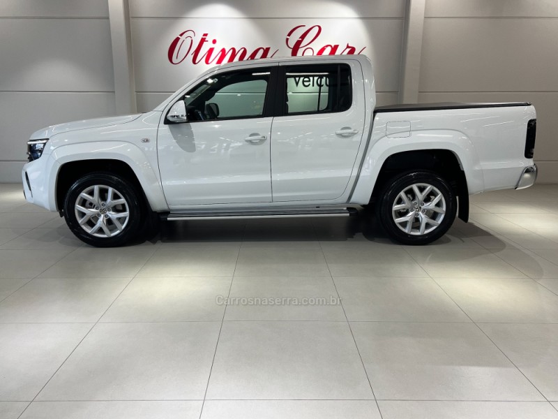 AMAROK 3.0 V6 TDI HIGHLINE CD DIESEL 4MOTION AUTOMÁTICO - 2025 - FLORES DA CUNHA